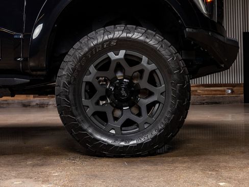 Used 2021 Ford F150 Lariat w/ Equipment Group 502A High image 11