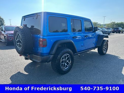 Used 2024 Jeep Wrangler Unlimited Rubicon w/ Safety Group AWD/4WD image 5