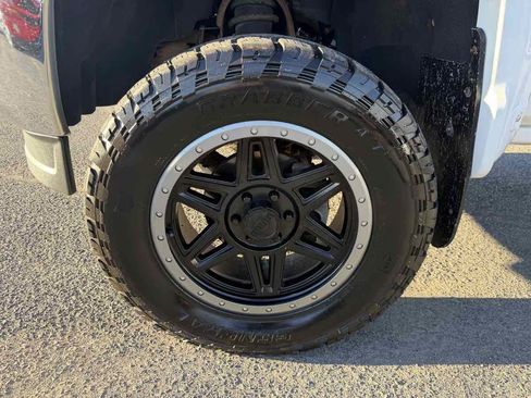 Used 2015 GMC Sierra 1500 SLE AWD/4WD image 6