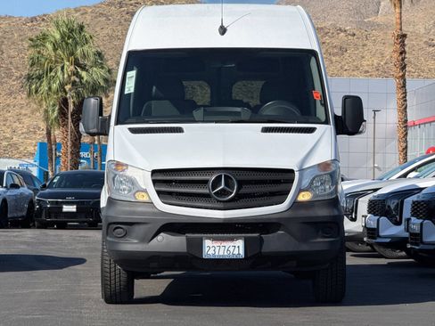 Used 2016 Mercedes-Benz Sprinter 2500 image 8