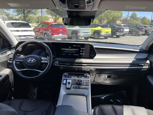 Certified 2025 Hyundai Palisade SEL AWD/4WD image 25