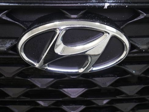 Used 2019 Hyundai Tucson Sport image 12