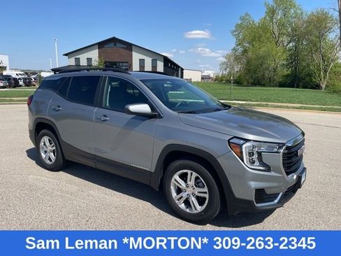 Used 2023 GMC Terrain SLE w/ Driver Convenience Package FWD image 1