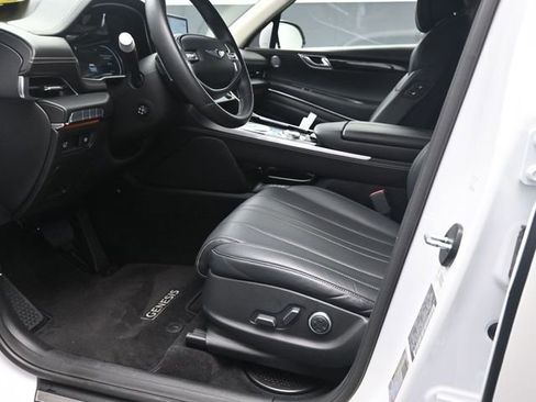 Used 2021 Genesis GV80 2.5T RWD image 17
