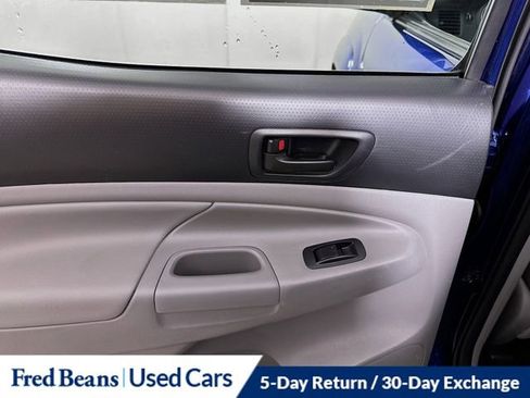 Used 2015 Toyota Tacoma 4x4 Double Cab image 21