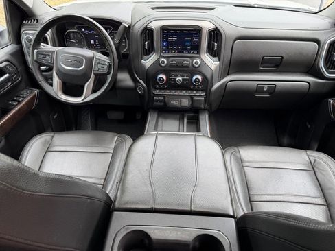 Used 2023 GMC Sierra 2500 Denali w/ Denali Ultimate Package AWD/4WD image 11