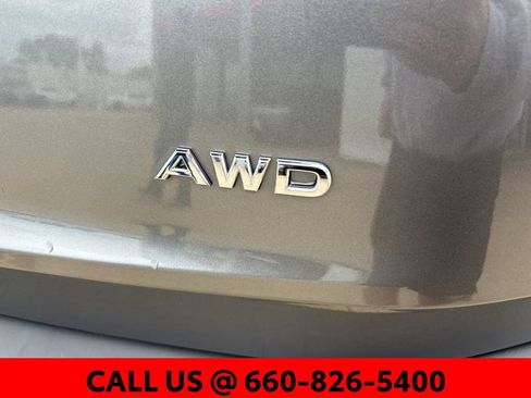 Used 2023 Nissan Rogue S AWD/4WD image 13