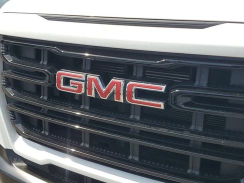 Used 2022 GMC Canyon Elevation w/ Trailering Package image 5