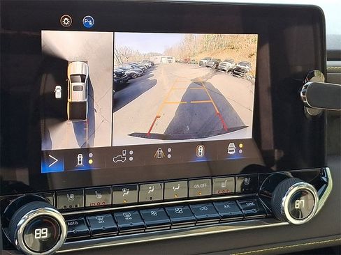 Used 2023 Chevrolet Colorado ZR2 w/ ZR2 Convenience Package III image 18