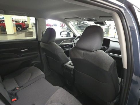 New 2026 Toyota Grand Highlander LE image 11