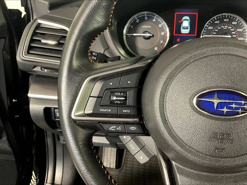 Used 2023 Subaru Crosstrek 2.5i Limited w/ Moonroof Package image 18