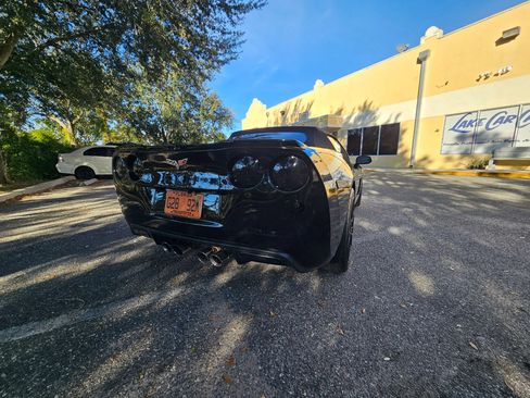 Used 2013 Chevrolet Corvette Convertible w/ 2LT Preferred Equipment Group RWD image 21