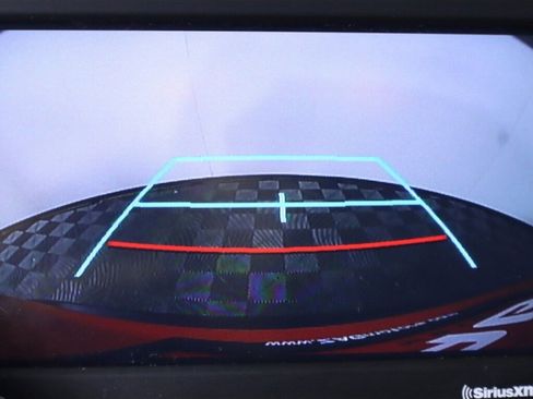 Used 2021 Toyota RAV4 LE image 19