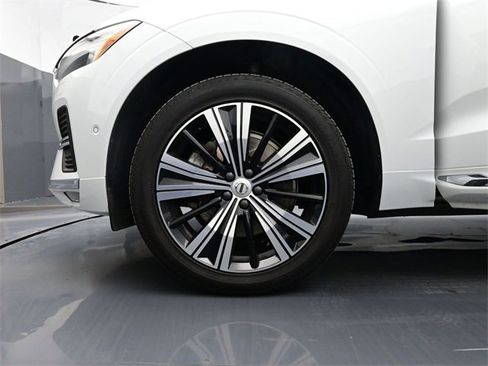 Used 2022 Volvo XC60 B6 Inscription w/ Advanced Package image 6