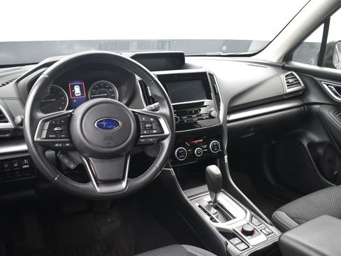 Used 2023 Subaru Forester Premium AWD/4WD image 11