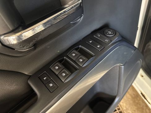 Used 2019 Chevrolet Silverado 1500 LT w/ All Star Edition AWD/4WD image 16