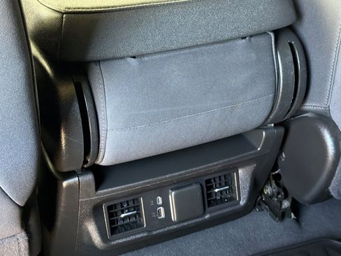 Used 2024 Chevrolet Silverado 2500 LT w/ Convenience Package AWD/4WD image 42