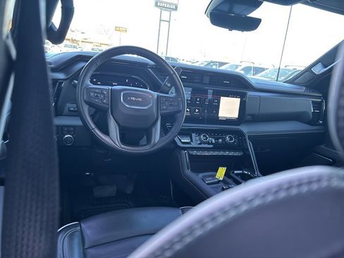 Used 2024 GMC Sierra 2500 AT4X image 21