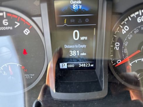 Used 2023 Toyota Tacoma SR image 36