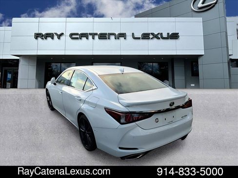 Certified 2023 Lexus ES 350 F Sport image 4