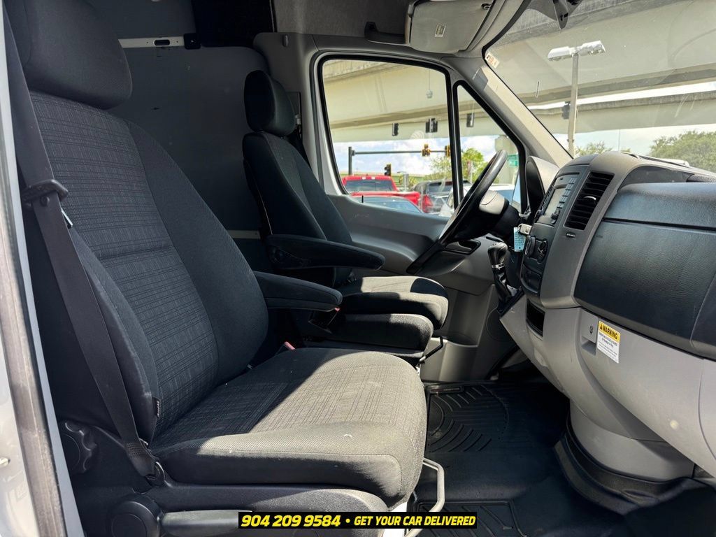 Used 2017 Mercedes-Benz Sprinter 2500 image 35