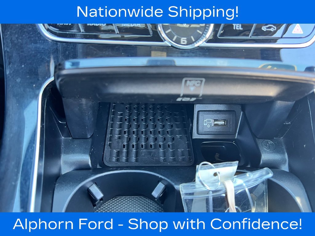 Used 2017 Mercedes-Benz E 300 4MATIC image 25