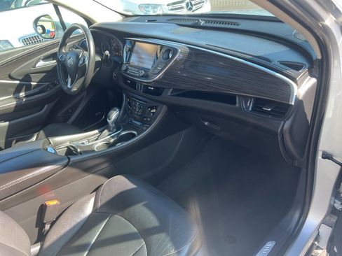 Used 2016 Buick Envision Premium image 18