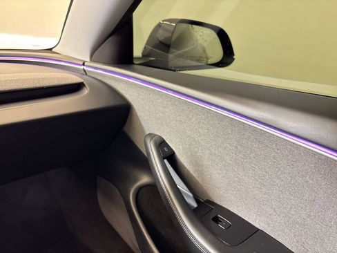 Used 2024 Tesla Model 3 Long Range image 29