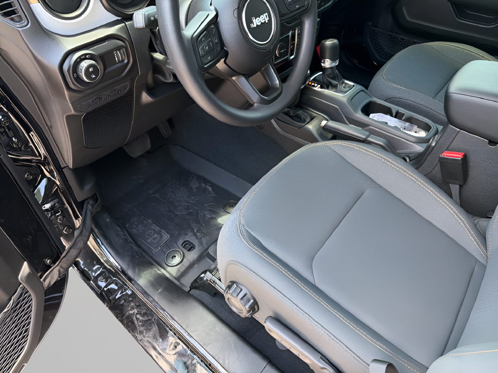 New 2026 Jeep Gladiator Sport AWD/4WD image 17