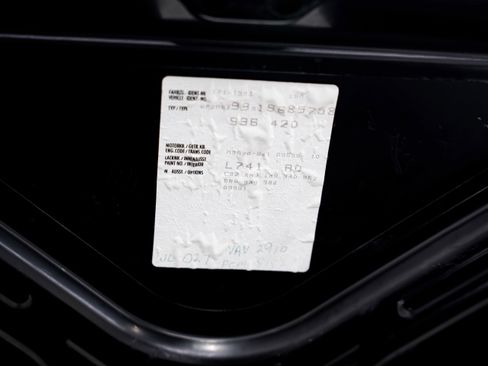 Used 2001 Porsche 911 Turbo image 40