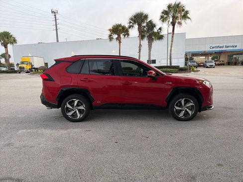Used 2021 Toyota RAV4 SE AWD/4WD image 6