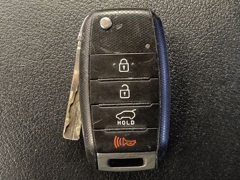 Used 2016 Kia Sportage LX FWD image 32