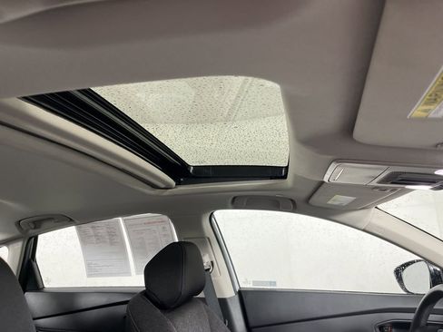 Certified 2025 Honda Accord SE image 5