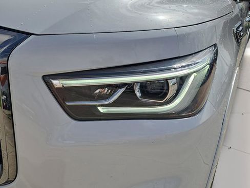 Used 2024 INFINITI QX80 Sensory AWD/4WD image 6