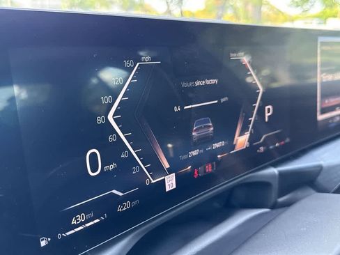 Used 2025 BMW 330i Sedan image 16