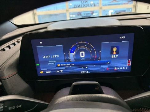 Used 2024 Chevrolet Traverse RS image 34