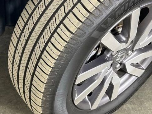 Used 2021 Honda Pilot EX-L image 39