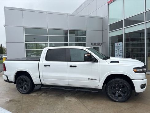 Used 2025 RAM 1500 Big Horn AWD/4WD image 8