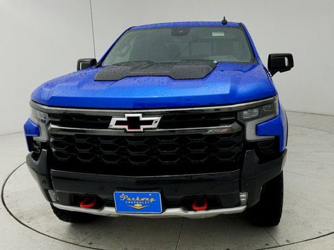 Used 2025 Chevrolet Silverado 1500 ZR2 w/ Technology Package AWD/4WD image 2