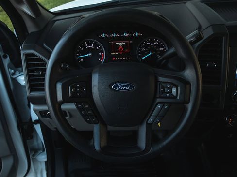 Used 2022 Ford F250 XL w/ STX Appearance Package image 29