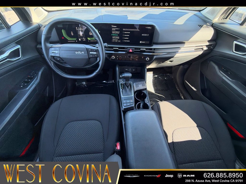 Used 2026 Kia Sportage LX FWD image 28