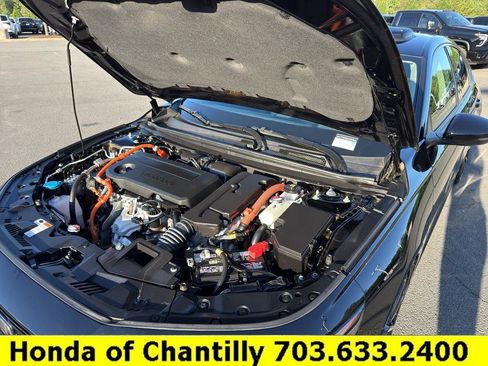 Used 2024 Honda Accord Touring image 29