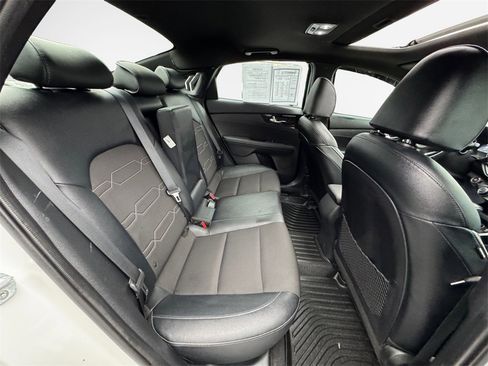 Used 2020 Kia Forte GT-Line w/ GT-Line Premium Package image 33