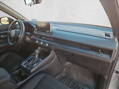 Used 2024 Honda CR-V Sport image 22