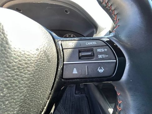 Used 2023 Honda HR-V Sport image 13