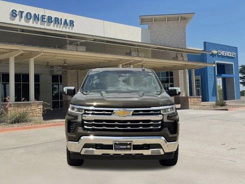 Used 2023 Chevrolet Silverado 1500 LTZ AWD/4WD image 9