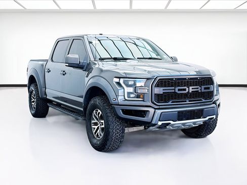Used 2018 Ford F150 Raptor w/ Equipment Group 802A Luxury image 3