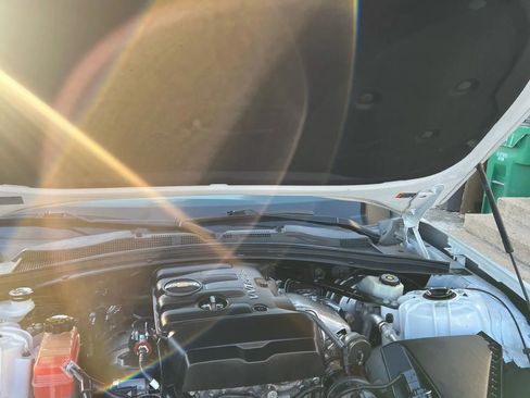 Used 2020 Chevrolet Camaro LT image 13