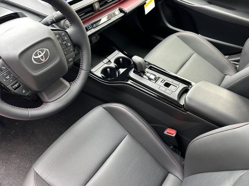 New 2026 Toyota Prius Plug-In Hybrid image 8