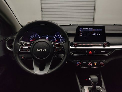 Used 2022 Kia Forte LXS FWD image 22